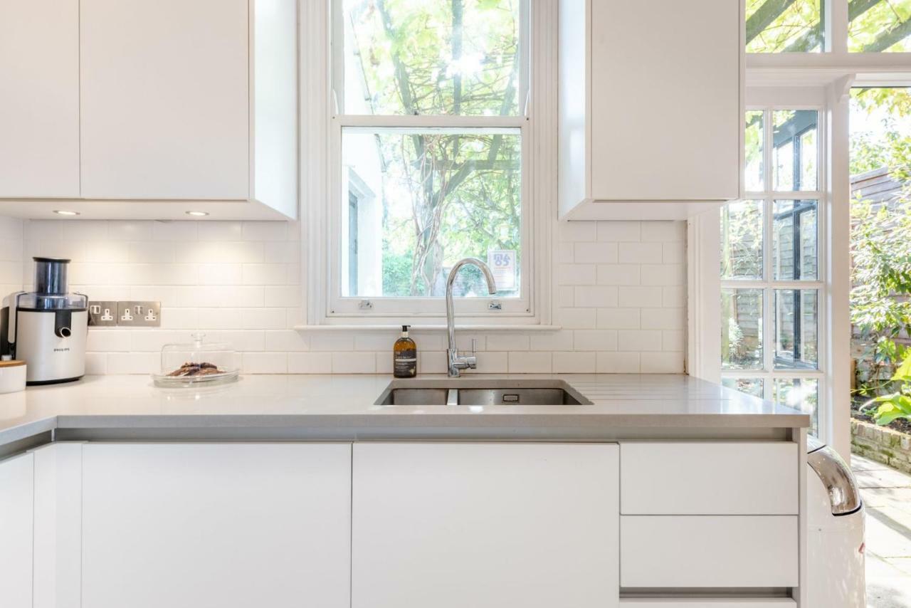 Вилла Gorgeous, 4 Bed Victorian House In Dollis Hill Лондон Экстерьер фото